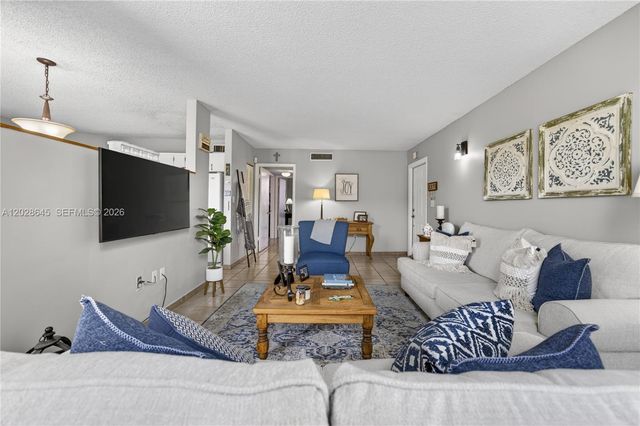 6745 SW 132nd Avenue 204, Miami, FL 33183