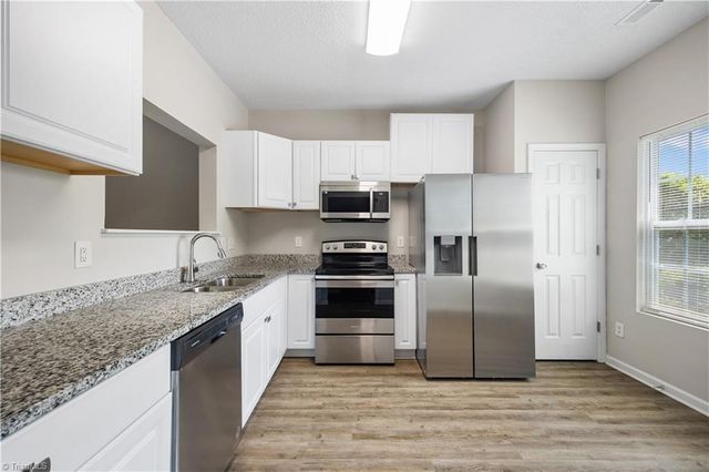 152 Queensberry Court, Greensboro, NC 27405