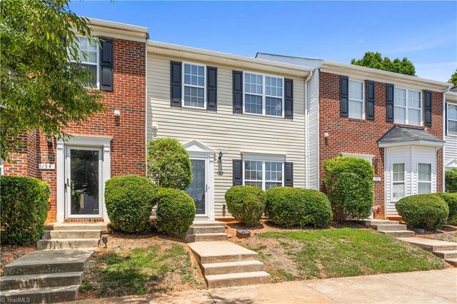 152 Queensberry Court, Greensboro, NC 27405