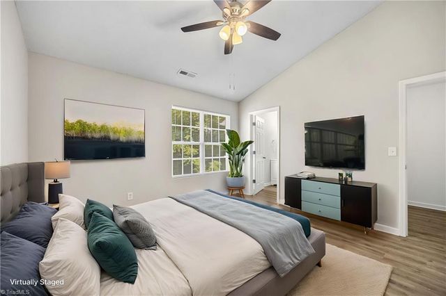 152 Queensberry Court, Greensboro, NC 27405