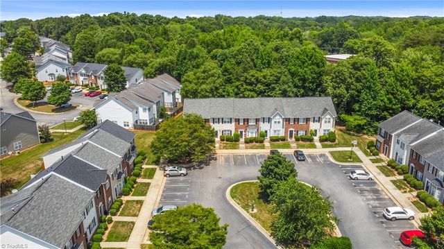 152 Queensberry Court, Greensboro, NC 27405