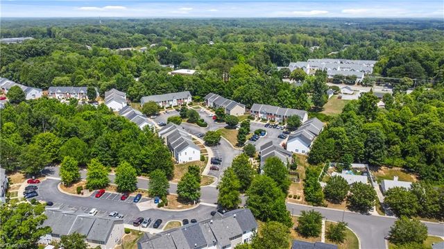 152 Queensberry Court, Greensboro, NC 27405