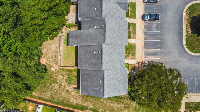 152 Queensberry Court, Greensboro, NC 27405