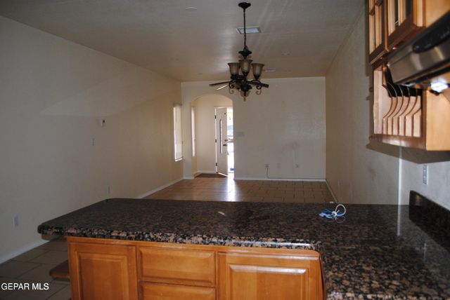 5817 Lawndale Drive 1, El Paso, TX 79912