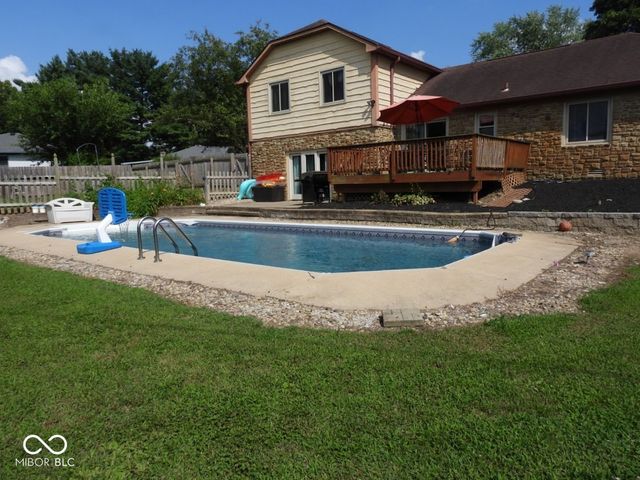 5962 Oak Hill W Drive, Plainfield, IN 46168