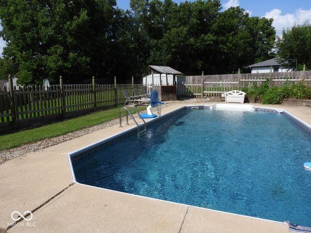 5962 Oak Hill W Drive, Plainfield, IN 46168