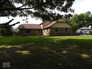 5962 Oak Hill W Drive, Plainfield, IN 46168