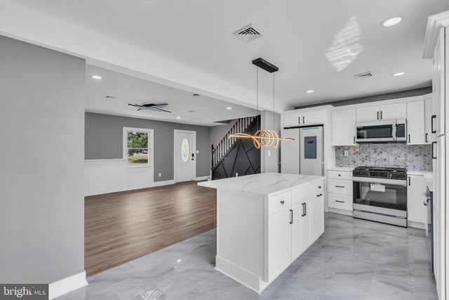 14 MELBOURNE LN, Willingboro, NJ 08046