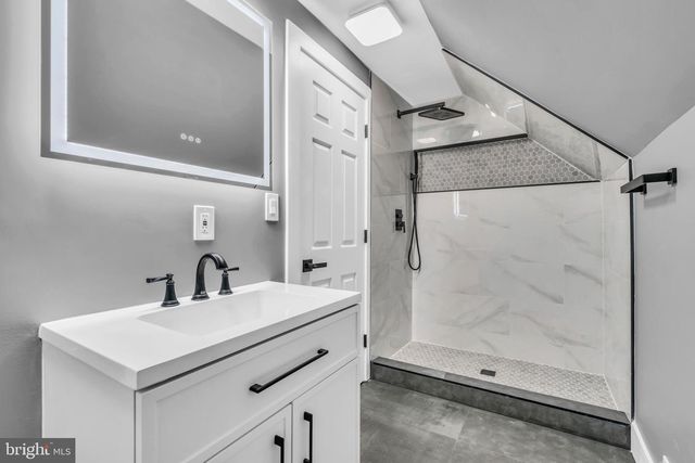 14 MELBOURNE LN, Willingboro, NJ 08046