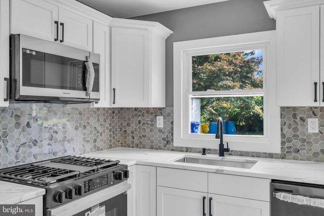 14 MELBOURNE LN, Willingboro, NJ 08046