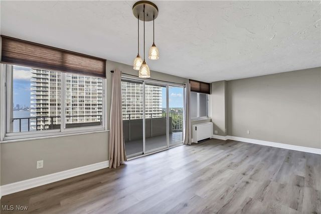 12900 Lake Avenue 1905, Lakewood, OH 44107