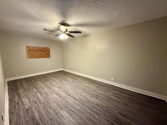 5835 Southseas Street, Houston, TX 77033