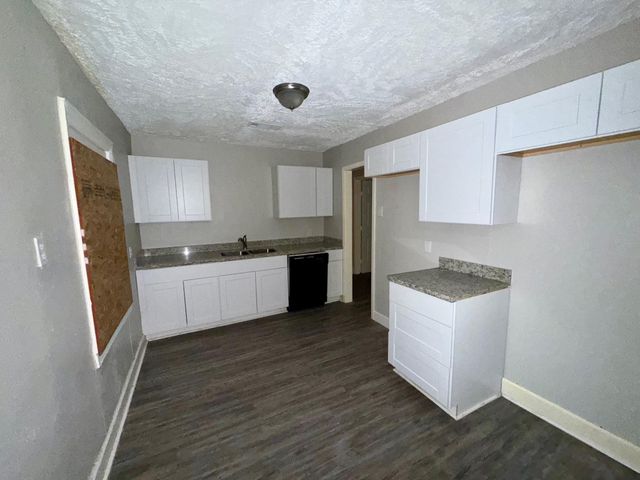 5835 Southseas Street, Houston, TX 77033