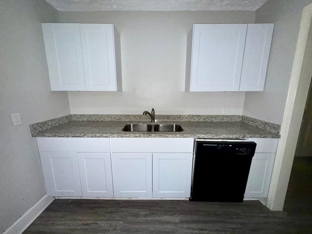 5835 Southseas Street, Houston, TX 77033
