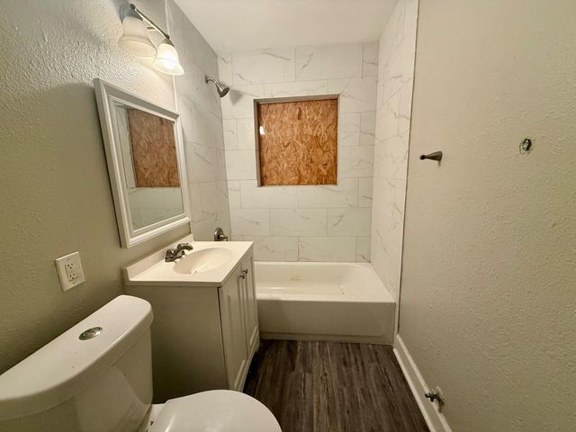 5835 Southseas Street, Houston, TX 77033