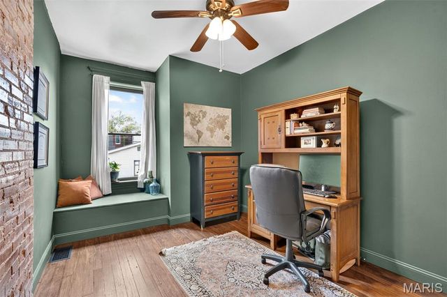 3412 Wyoming Street, St Louis, MO 63118