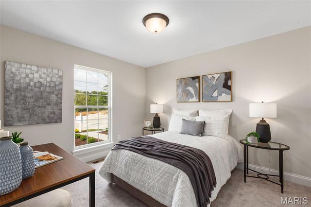 572 Evening Primrose Drive, Wentzville, MO 63385