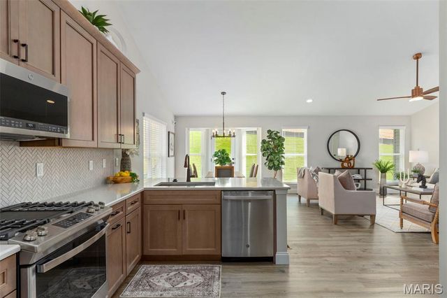 572 Evening Primrose Drive, Wentzville, MO 63385