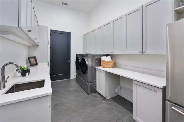 4300 Derrick CV, Spicewood, TX 78669
