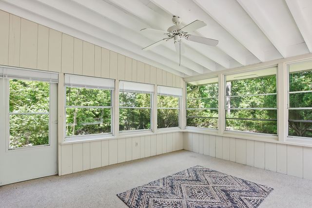 6710 Connecticut Trail, Crystal Lake, IL 60012
