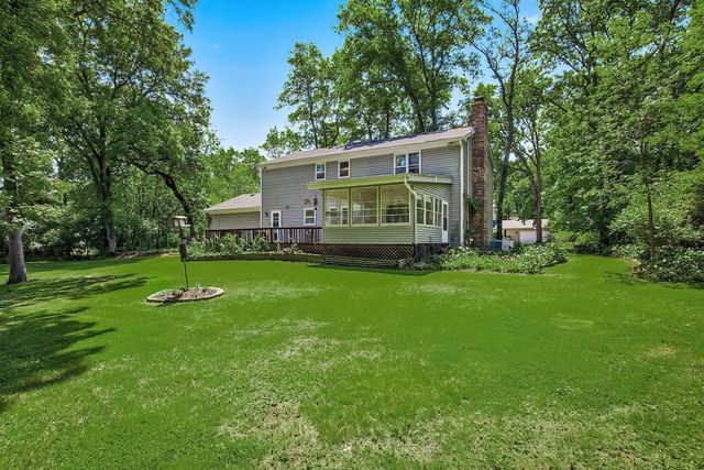 6710 Connecticut Trail, Crystal Lake, IL 60012