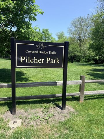 6710 Connecticut Trail, Crystal Lake, IL 60012