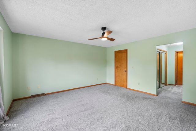 67 Harvard Road, Watervliet, NY 12189