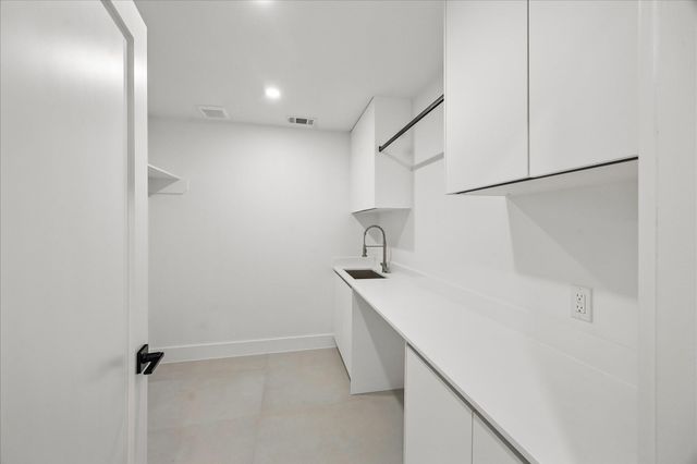 5430 Rutherglenn Drive, Houston, TX 77096