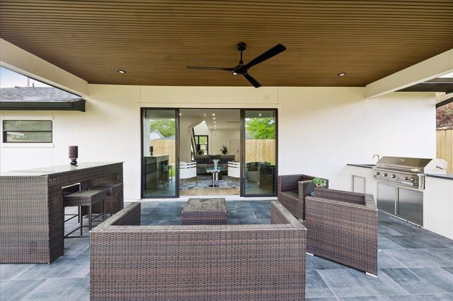 5430 Rutherglenn Drive, Houston, TX 77096