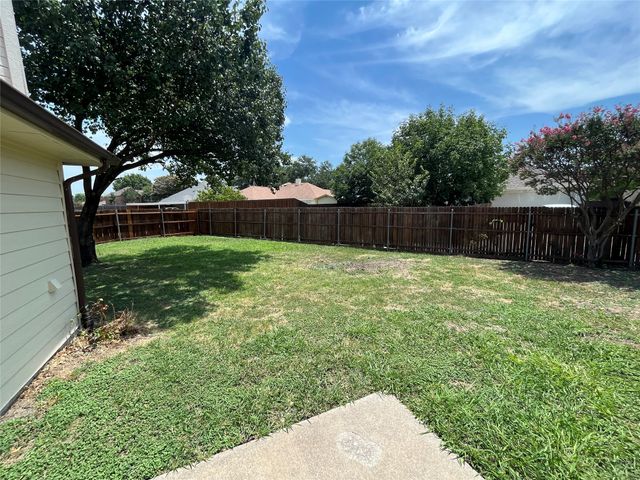 8206 Quail Court, Rowlett, TX 75089