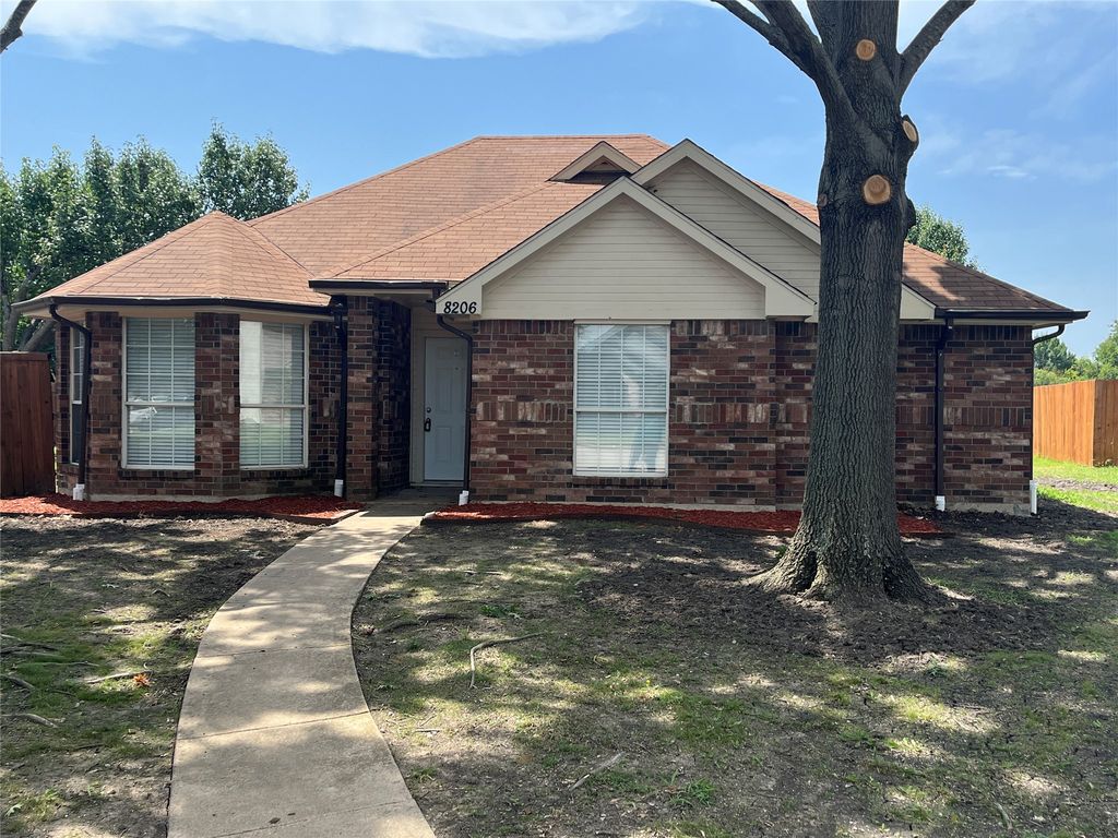8206 Quail Court, Rowlett, TX 75089