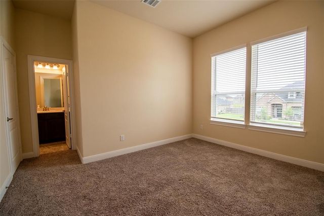 11823 Champions Forest Drive, Dayton, TX 77535