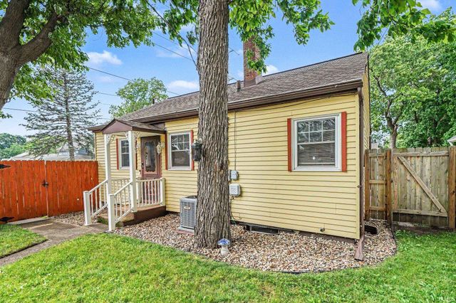1025 W Battell Street, Mishawaka, IN 46545