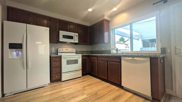 5057 Abuela Dr, San Diego, CA 92124