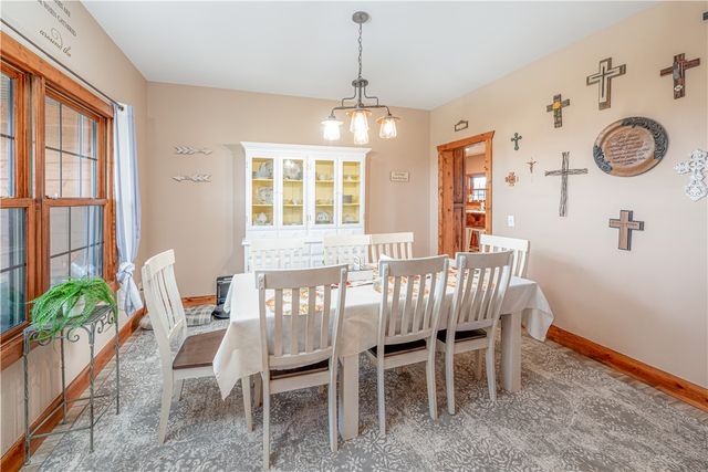 22083 W Mountain Road, Gravette, AR 72736