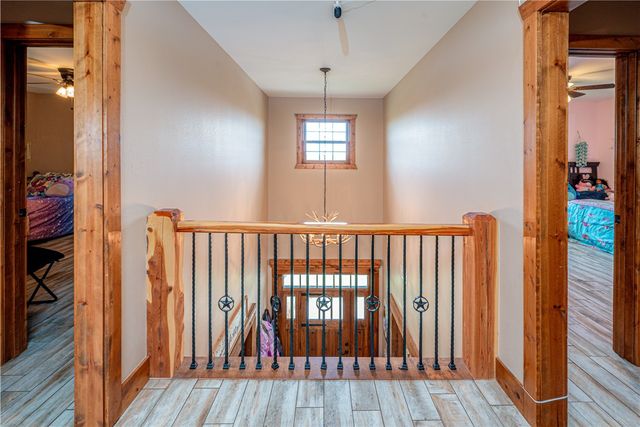 22083 W Mountain Road, Gravette, AR 72736