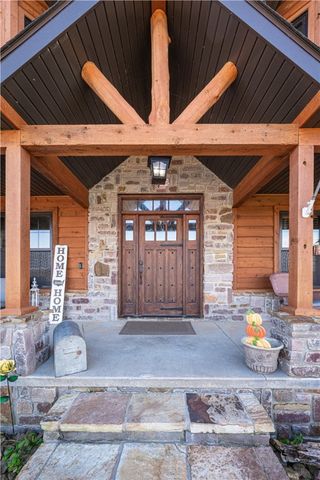 22083 W Mountain Road, Gravette, AR 72736