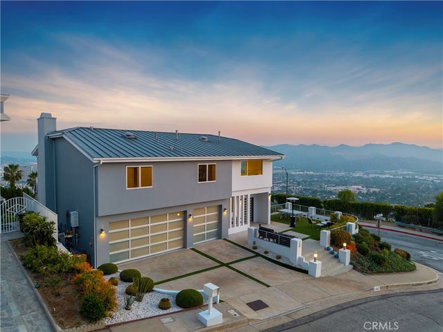 180 Aspen Oak Lane, Glendale, CA 91207