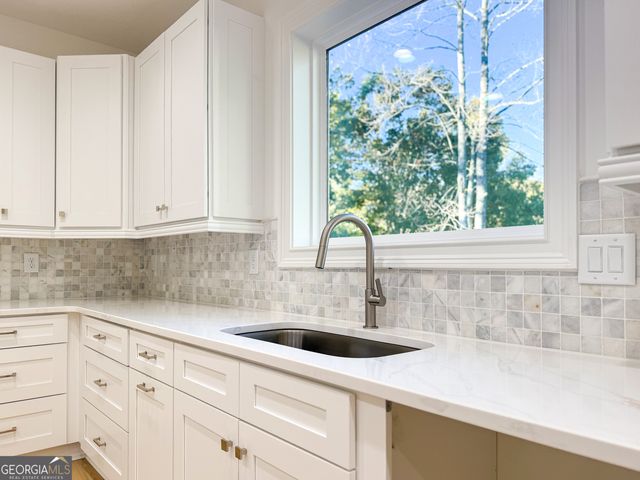 2125 Goat Neck Road, Cleveland, GA 30528