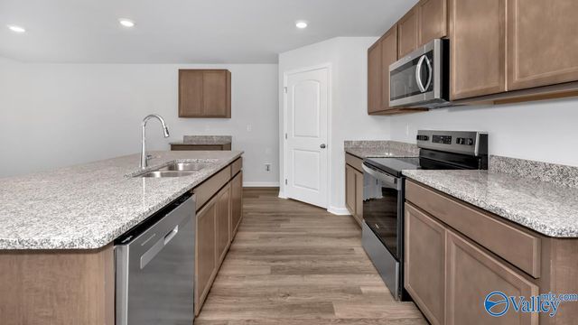 335 Ruby Elm Avenue NE, Huntsville, AL 35810