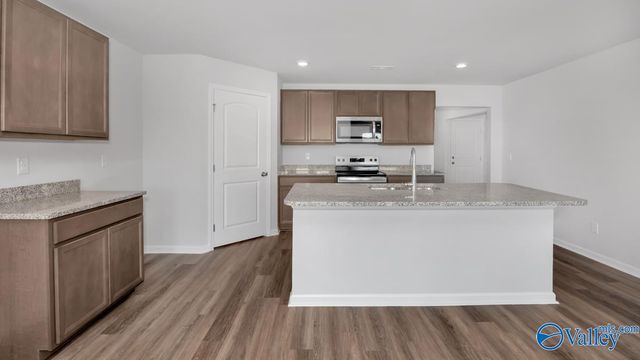 335 Ruby Elm Avenue NE, Huntsville, AL 35810