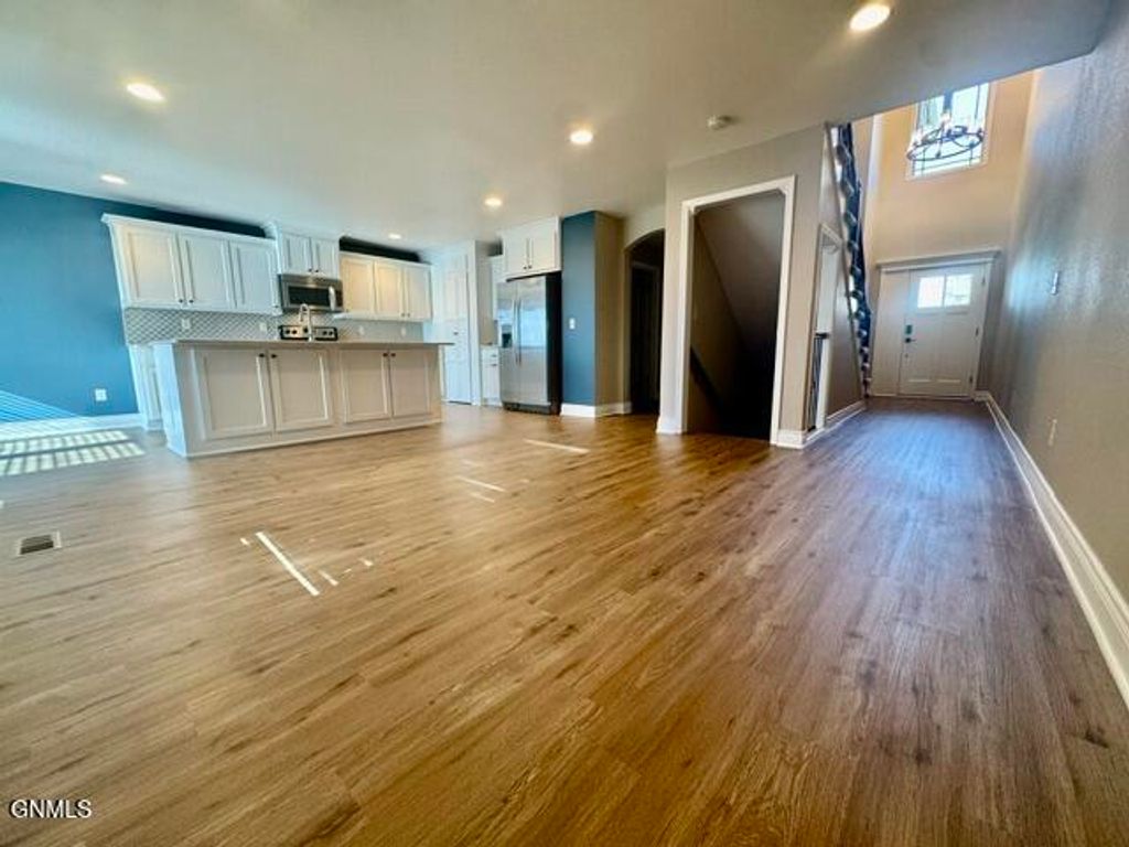 1913 14th Street W, Williston, ND 58801 photo 5