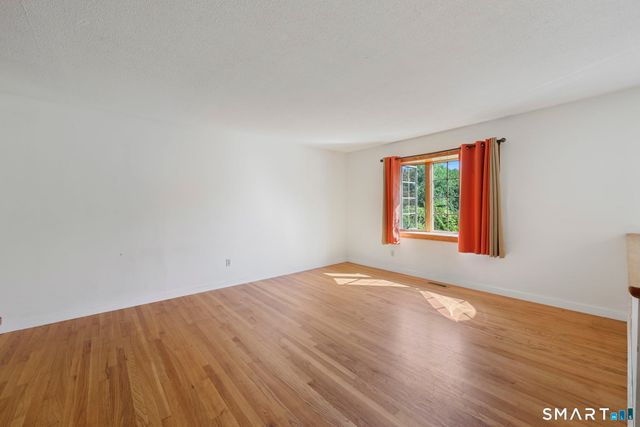 288 Knob Hill Road, Meriden, CT 06451