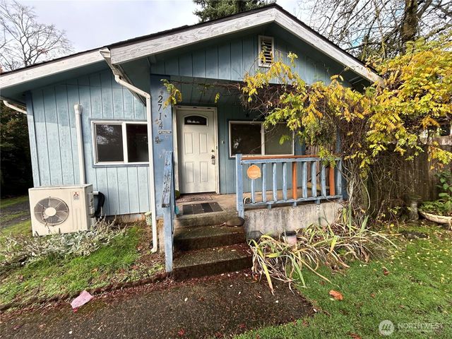 2714 Q St, Vancouver, WA 98663