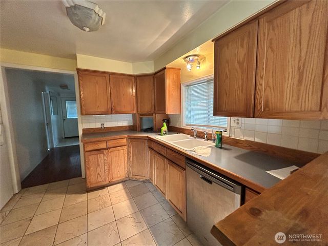 2714 Q St, Vancouver, WA 98663