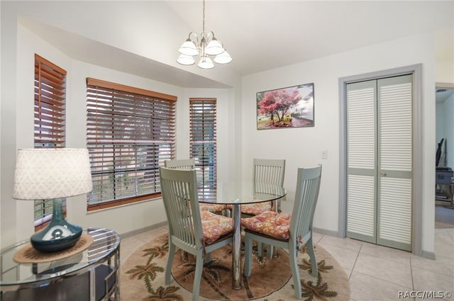 21 Sweetgum Court S, Homosassa, FL 34446