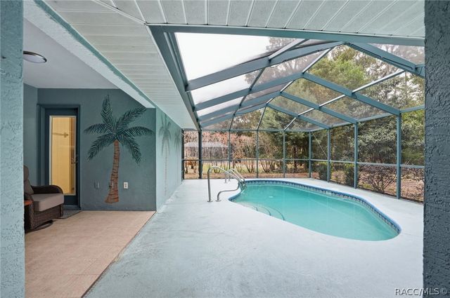 21 Sweetgum Court S, Homosassa, FL 34446