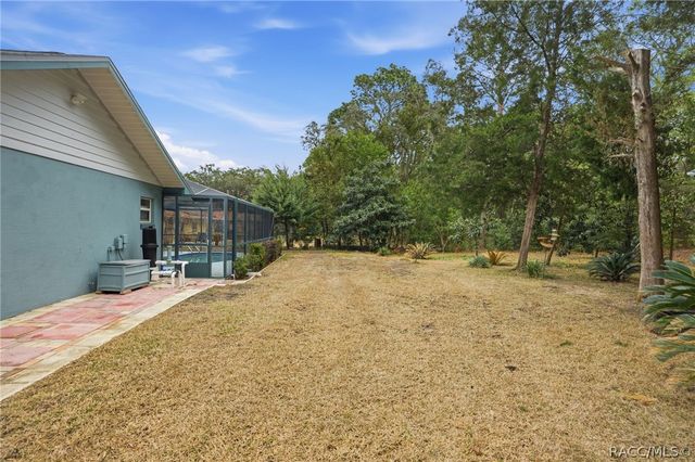 21 Sweetgum Court S, Homosassa, FL 34446