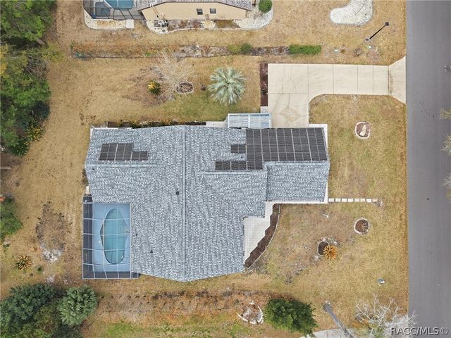 21 Sweetgum Court S, Homosassa, FL 34446