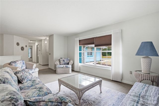 21 Sweetgum Court S, Homosassa, FL 34446